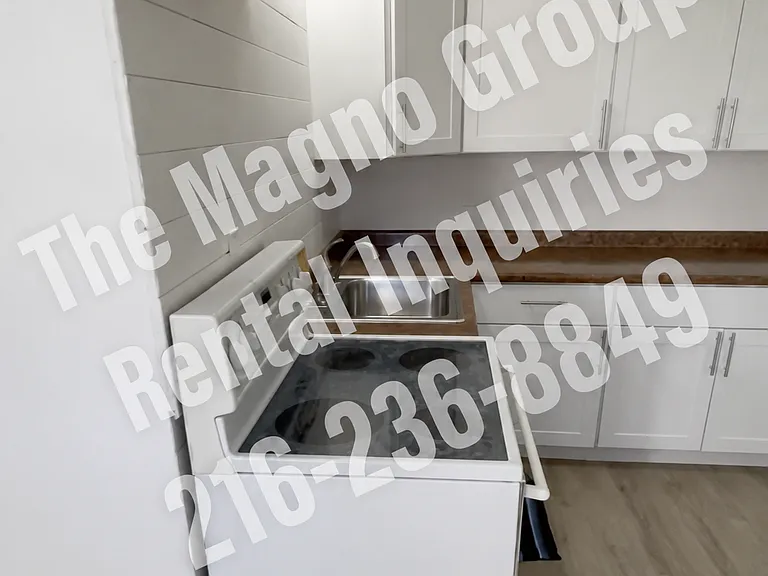 799 Georgia Ave #B — Photo 4