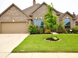 212 Stardust Trl, Waxahachie, TX 75165