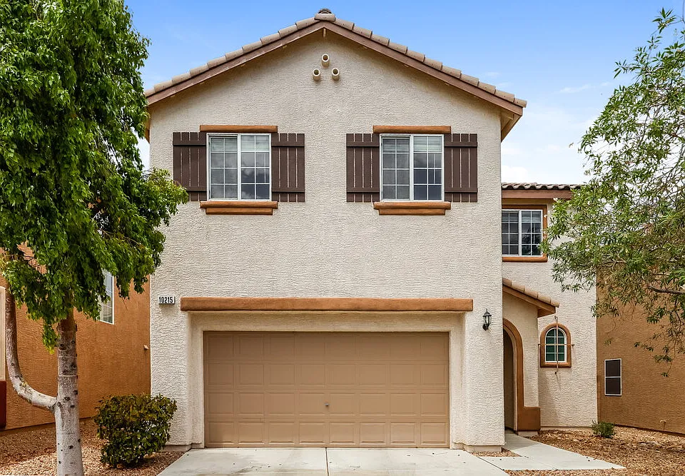 10215 Cougar Crossing St