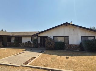 10625 E Butler Ave, Sanger, CA 93657