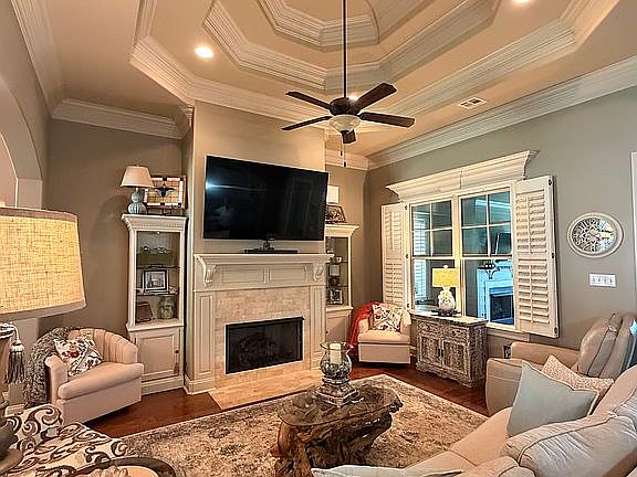 3rd image of 119 Calera Blvd