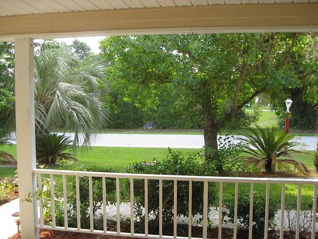 10828 SW 90th Ter — Photo 2