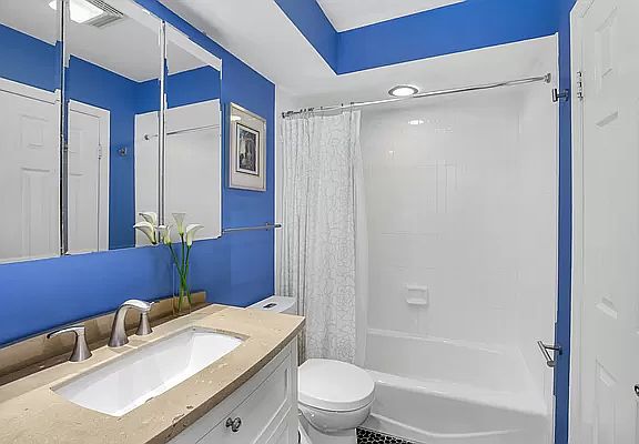 5th image of 274 Saint Johns Pl APT 2A