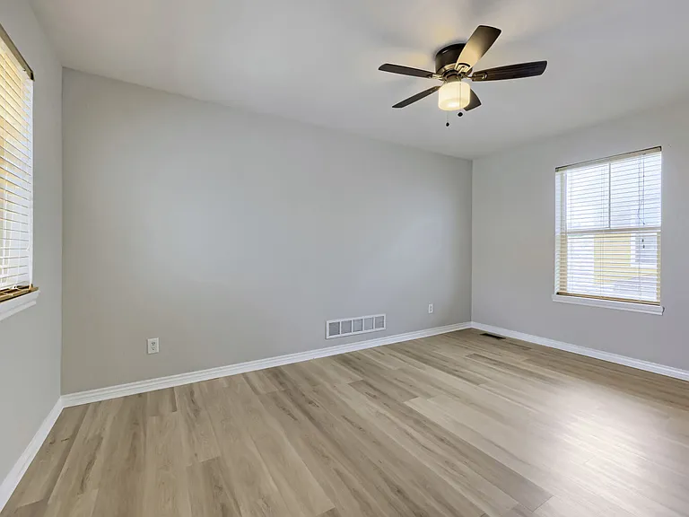Upstairs Bedroom 3