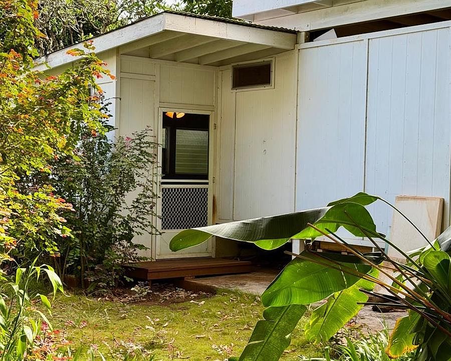 Private Studio Entrance