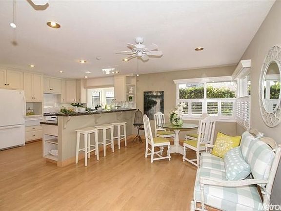 4th image of 851 Laverstock Way