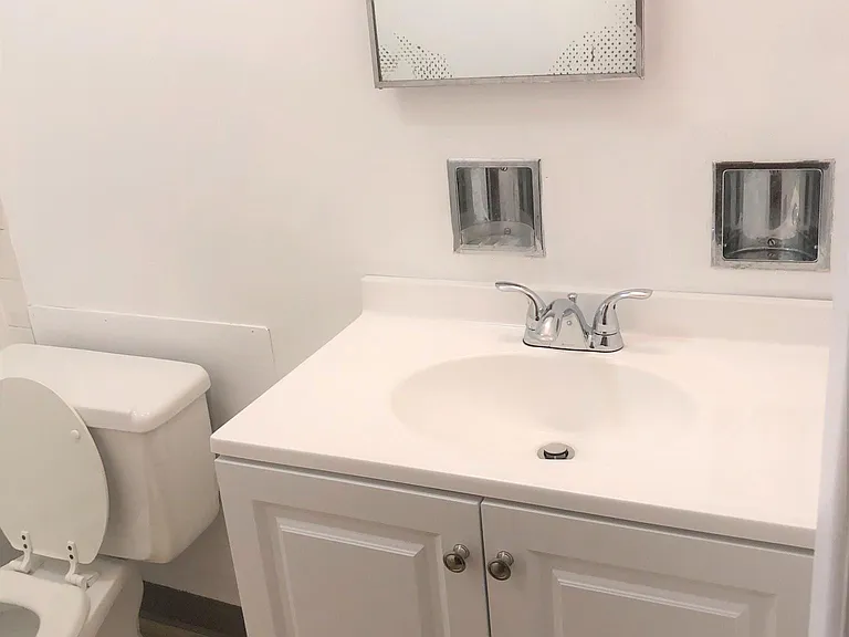 6350 Forward Ave #25 — Photo 12