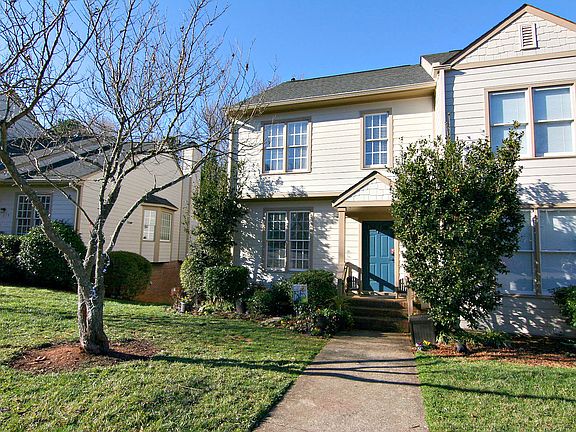 221 Windbyrne in Cary