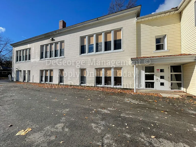 Lake Country Gardens - Apartments for Rent in Waterport NY — Photo 12