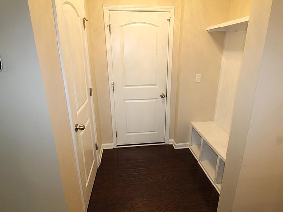 5th image of 1406 Kings Grove Dr