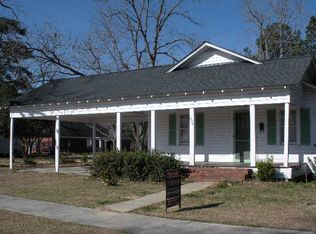 608 S Tillman St, Glennville, GA 30427