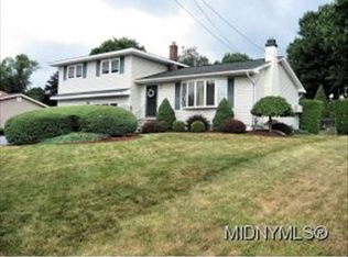 18 Plymouth Ave, Whitesboro, NY 13492