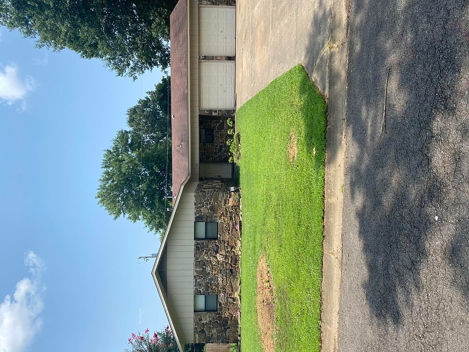1st image of 1708 S Dayton Ave