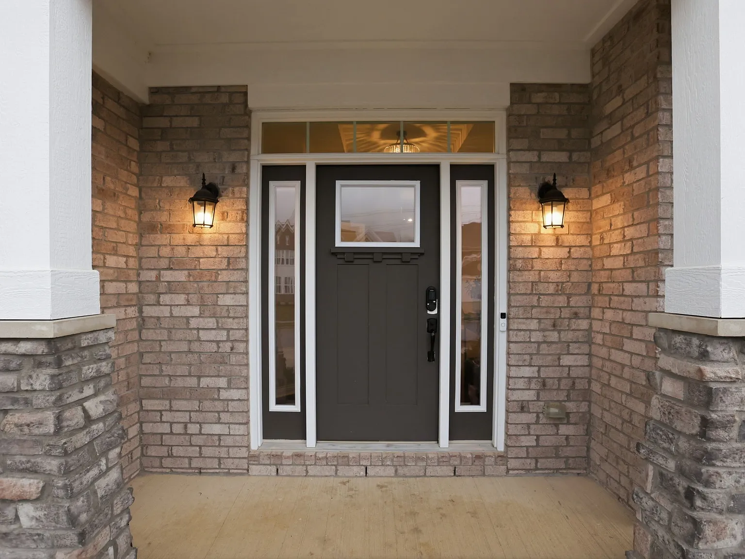 4 bed, 3092 sqft, $3,600 — Photo 2