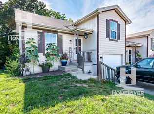 7422 N Hunter Ct, Kansas City, MO 64158