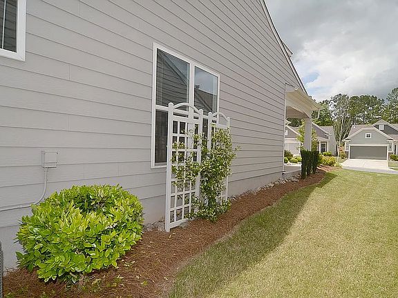 4th image of 629 Larch Looper Dr
