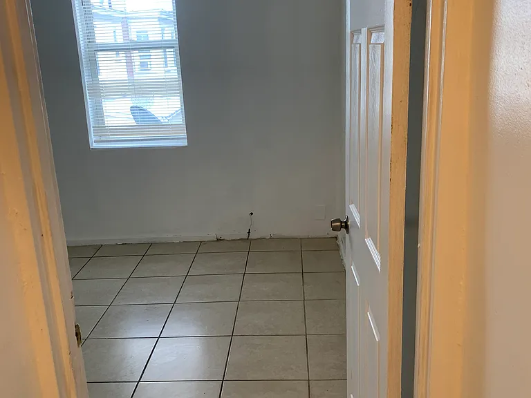 5037 Frankford Ave #2F — Photo 9