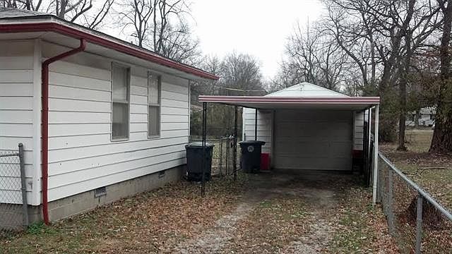 2nd image of 1754 Beckman Ave
