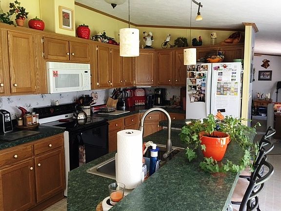 5th image of 611 N Adams St