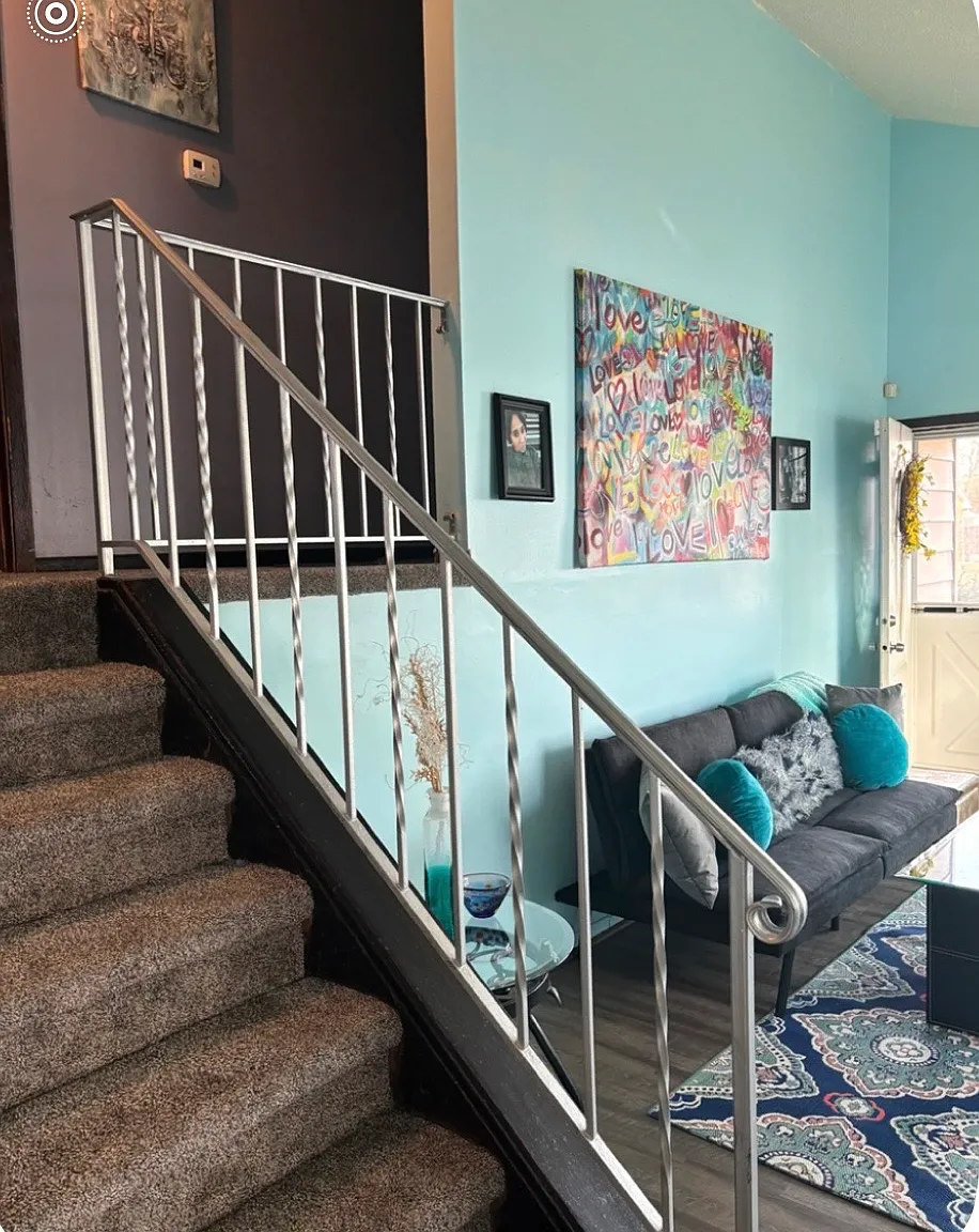 4 bed, 1.5 bath, 1022 sqft, $2,500 — Photo 2