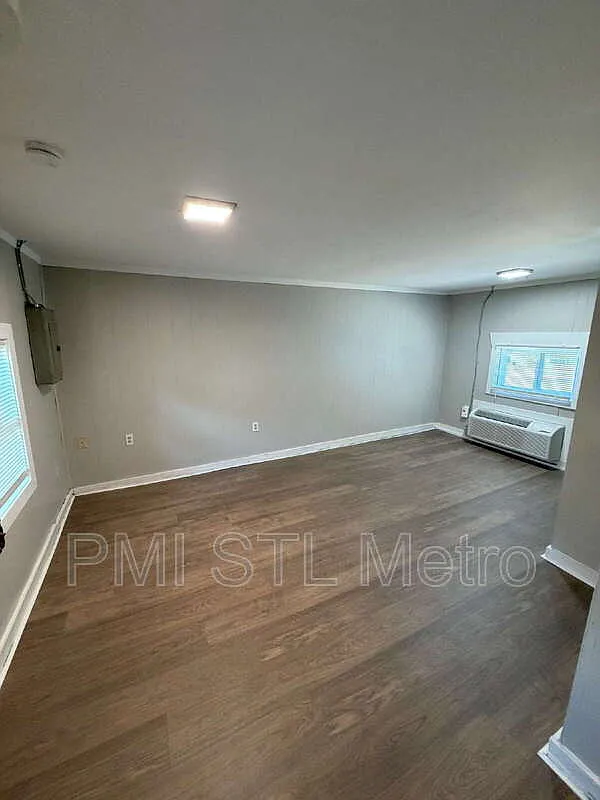 1 bed, 1.0 bath, 700 sqft, $850 — Photo 3