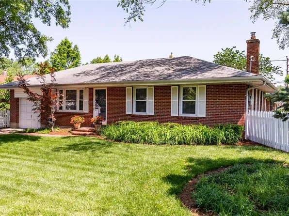 505 Central Pl, Saint Louis, MO 63122