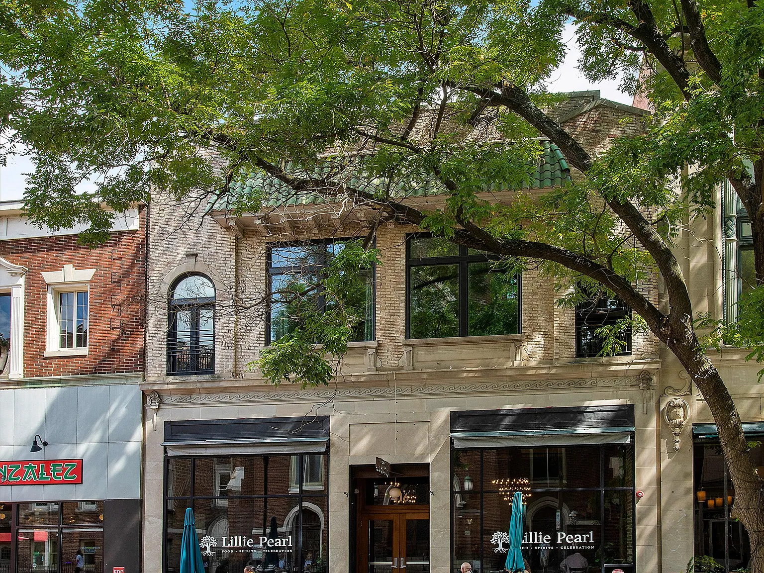 Grace Street 306 E - 206 — Photo 1