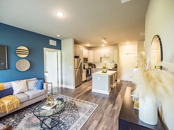 3rd image of 515 Dunlop Blvd #3402