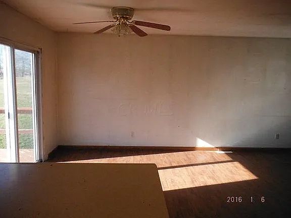 4th image of 7264 Township Road 95