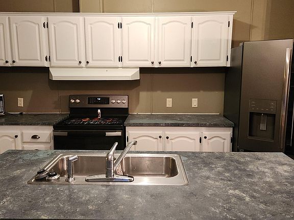 3rd image of 1711 E 10th Ave
