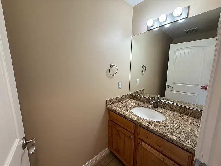 1361 E Mossy Springs Ln — Photo 9
