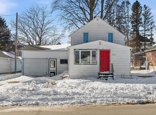1004 E Main St, Caledonia, MN 55921