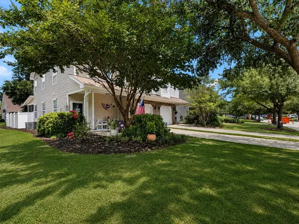 1502 Royal Colony Rd, Johns Island, SC 29455