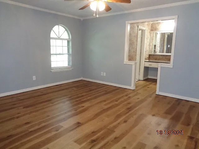 7603 Canode Dr — Photo 7