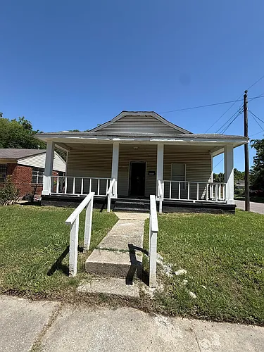 2316 Norman Ave Photo 1