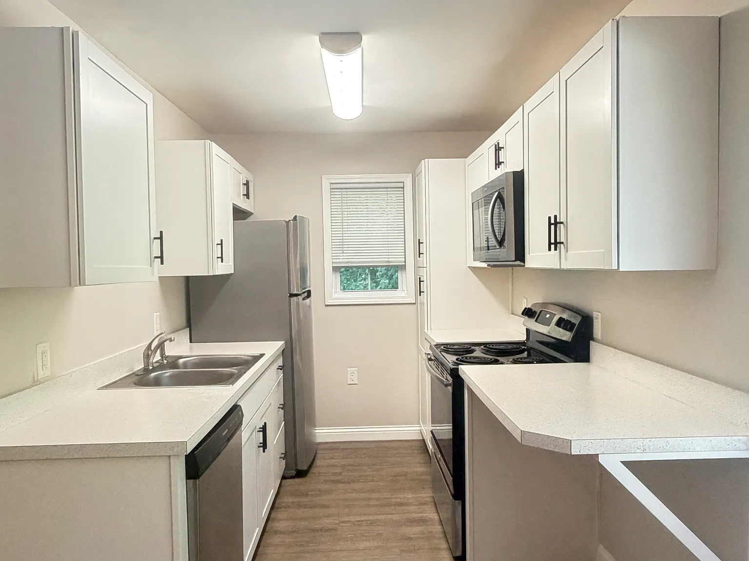 Studio, 540 sqft, $775 — Photo 2