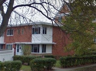 1647 Green Bay Rd, Highland Park, IL 60035