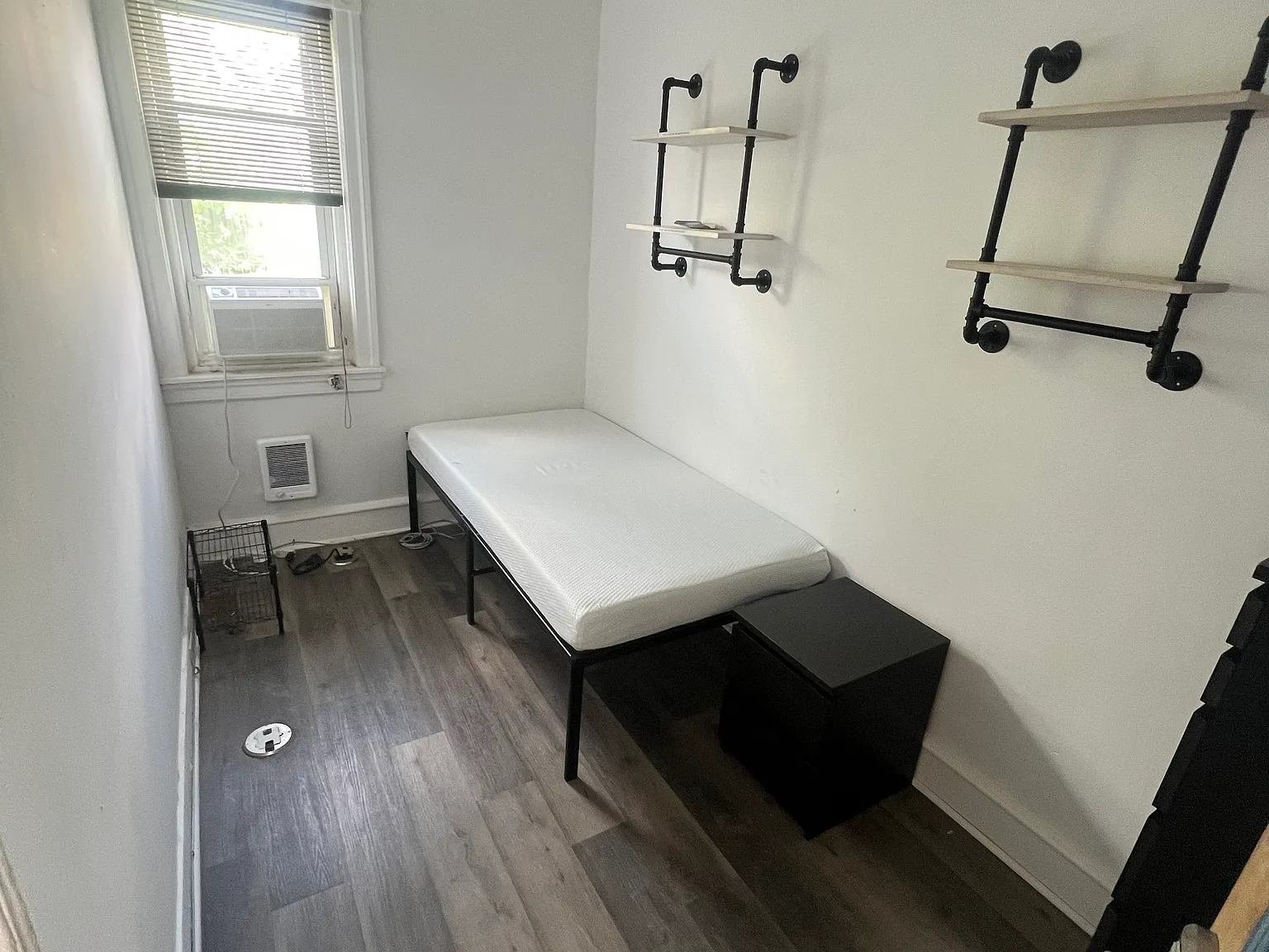 2908 N Judson St — Photo 3