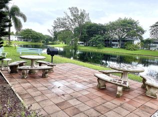 23 Tilford #B, Deerfield Beach, FL 33442