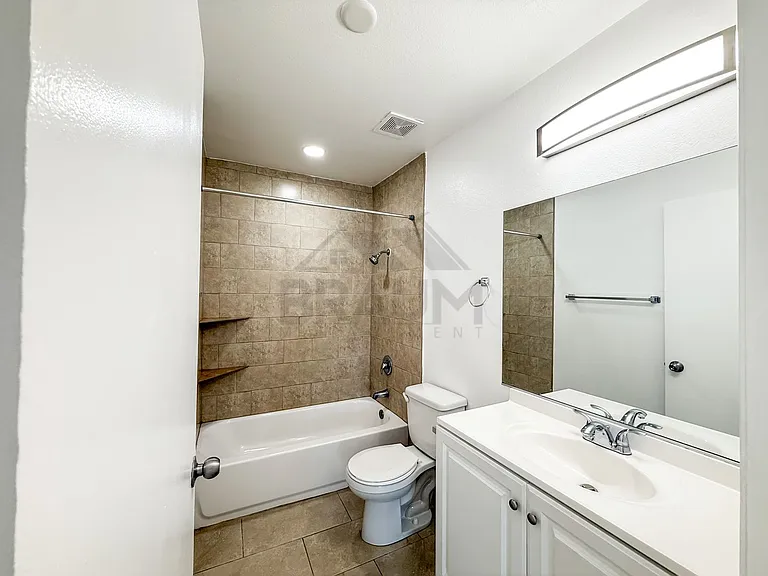 14801 DELANO — Photo 15