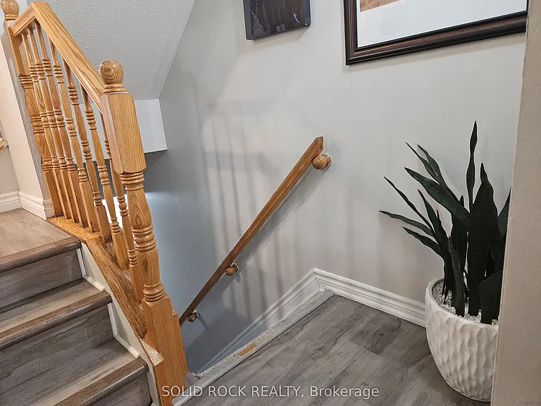 255 Catamount Ct — Photo 5