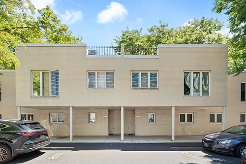 1069 S Park Ter #205 Photo 1