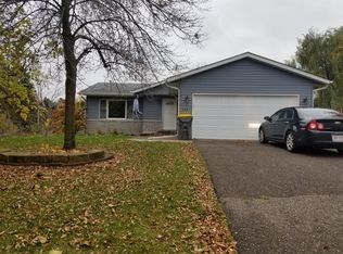 507 Main St W, Isanti, MN 55040