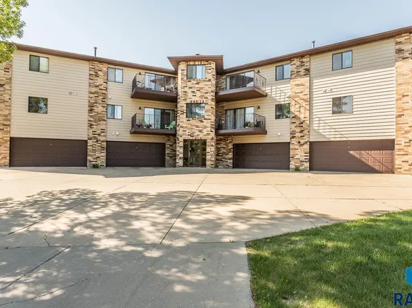 4601 W Custer Ln APT 203, Sioux Falls, SD 57106
