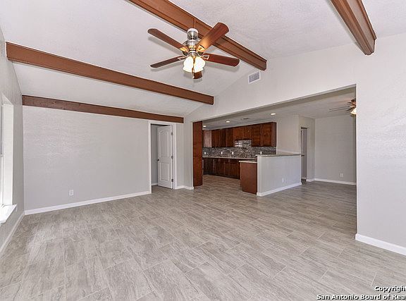 4th image of 515 Rexford Dr