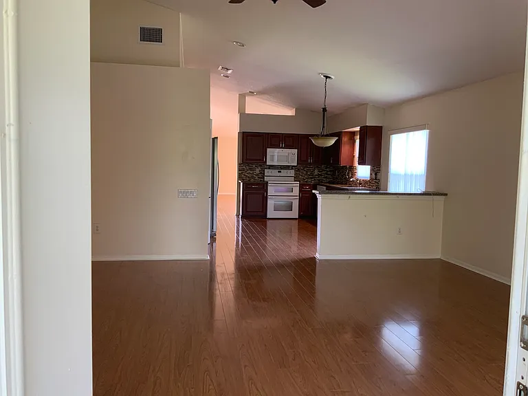 924 Ridge Haven Dr — Photo 5