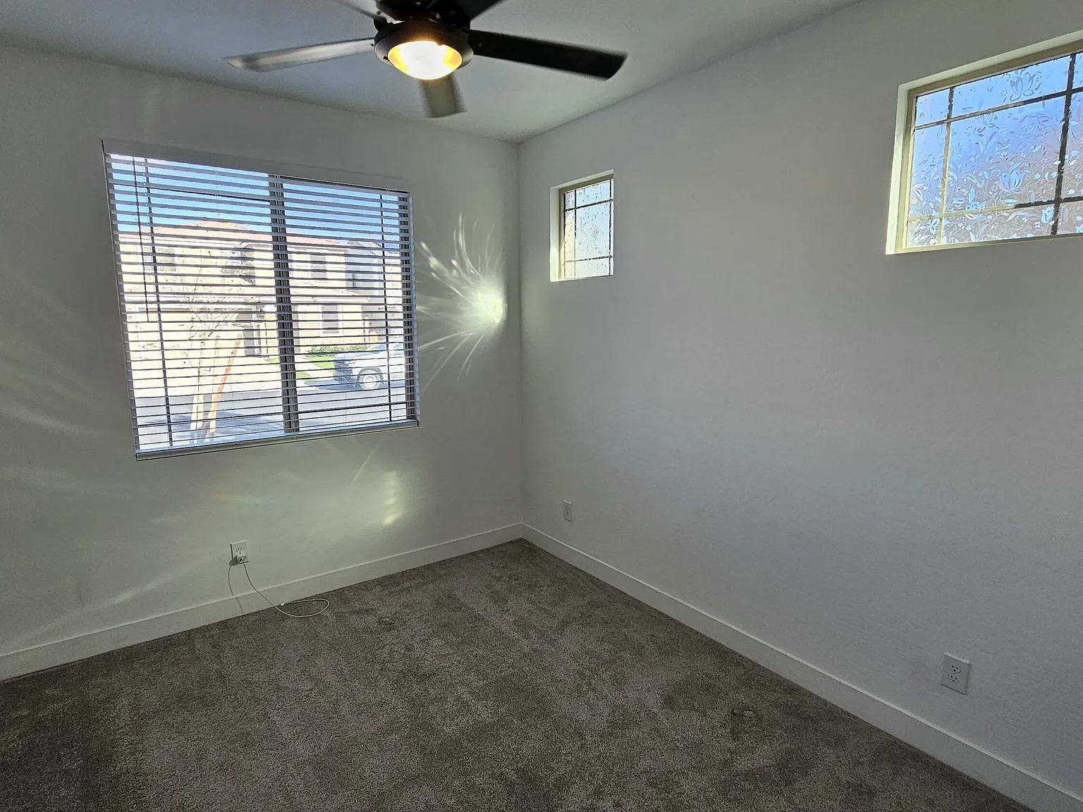 4 bed, 3.0 bath, 2374 sqft, $2,795 — Photo 3