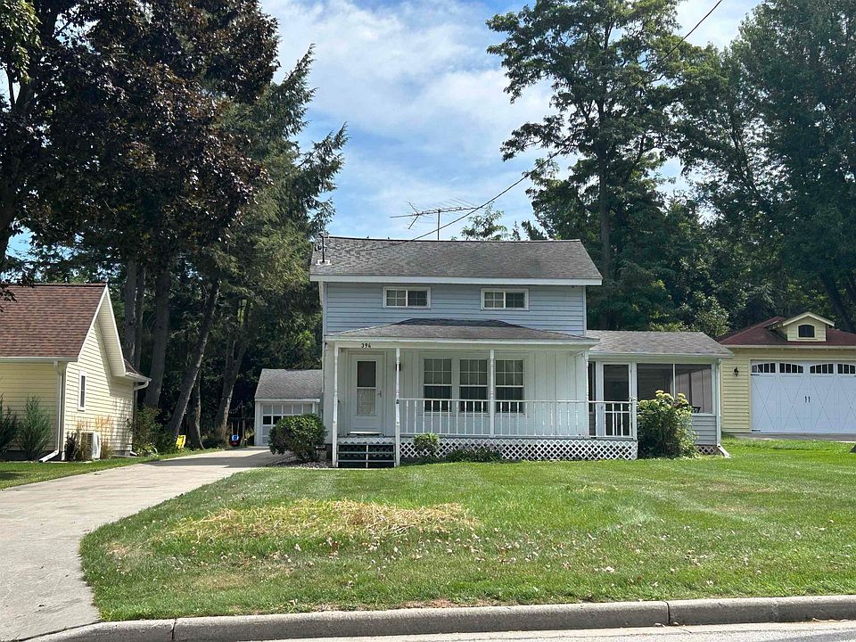 1st image of 394 Lake St