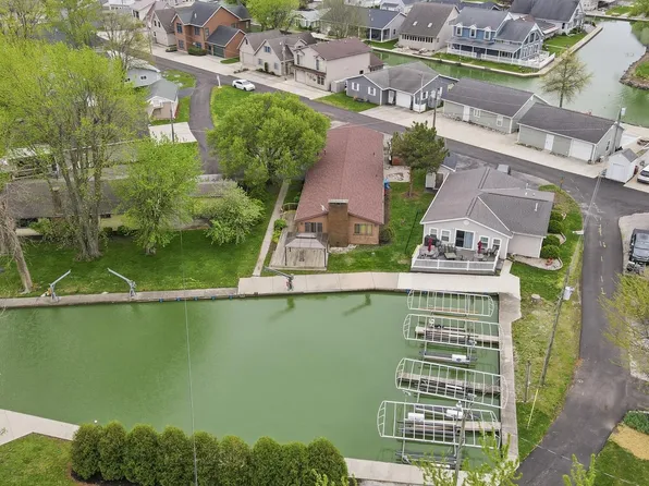 5616 Island View Dr, Celina, OH 45822