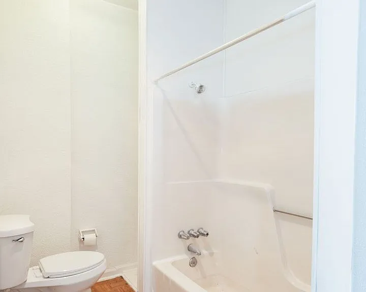 457 Forsyth St — Photo 26